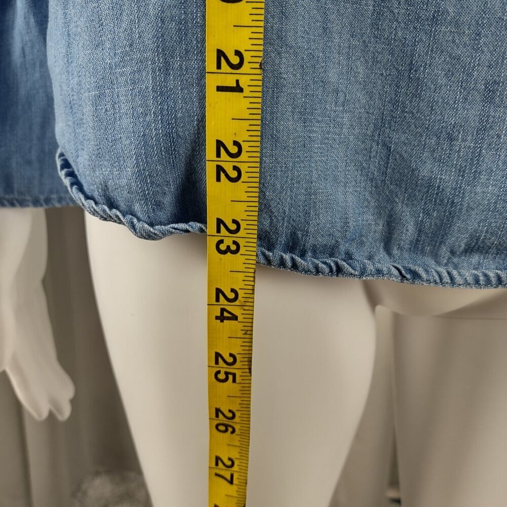 GAP 1969 Women's Chambray Lyocell Bell Sleeve Blouse Blue Smocked Size Medium - Picture 10 of 12